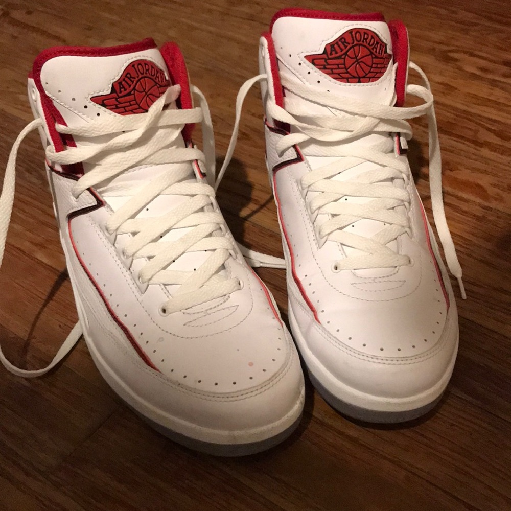 Air Jordan 2 Retro 'Chicago Home'